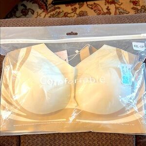 LushFitting bra 4XL no underwire comfortable NWT